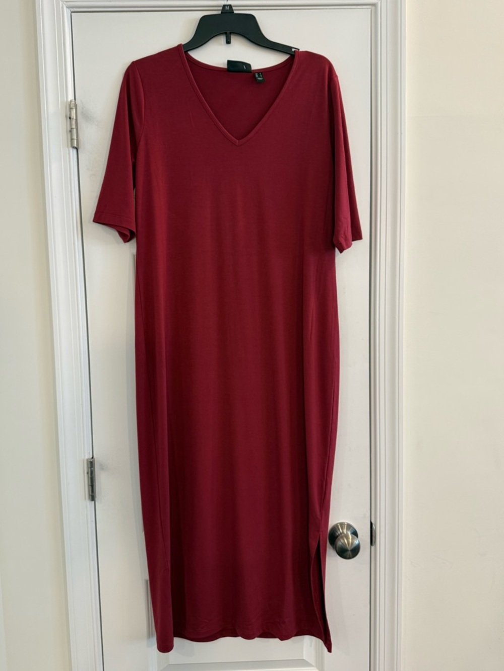 Red Stretch Knit Maxi Dress V-Neck Elbow Sleeve NWT Size M Fall Minimalist